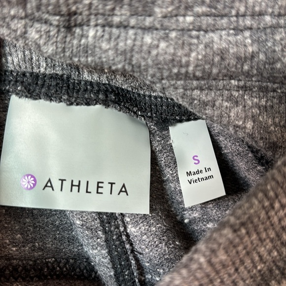 Athleta Flux Jogger 2.0 Sz small in grey with black stripe. VGUC - Picture 3 of 9